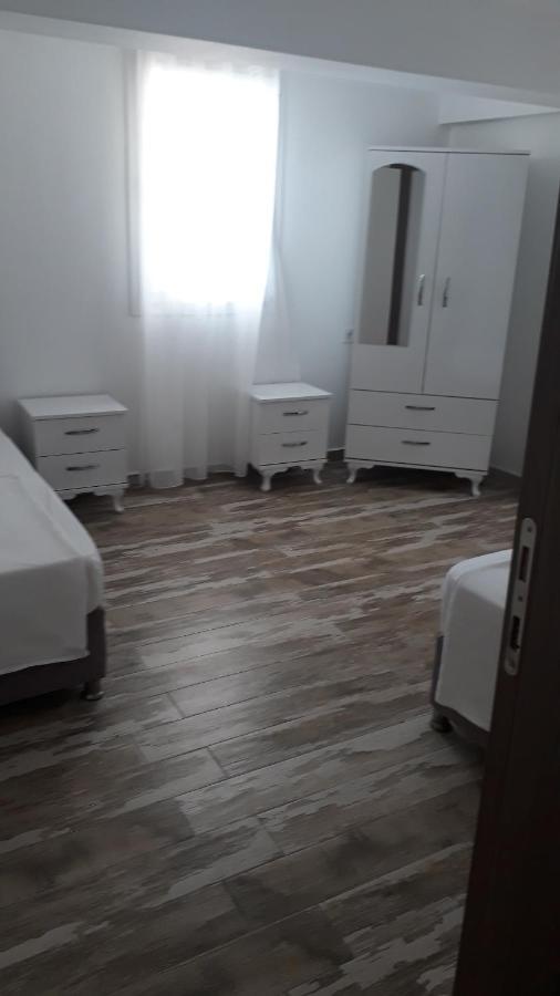 דידים Cicek Apart Otel מראה חיצוני תמונה